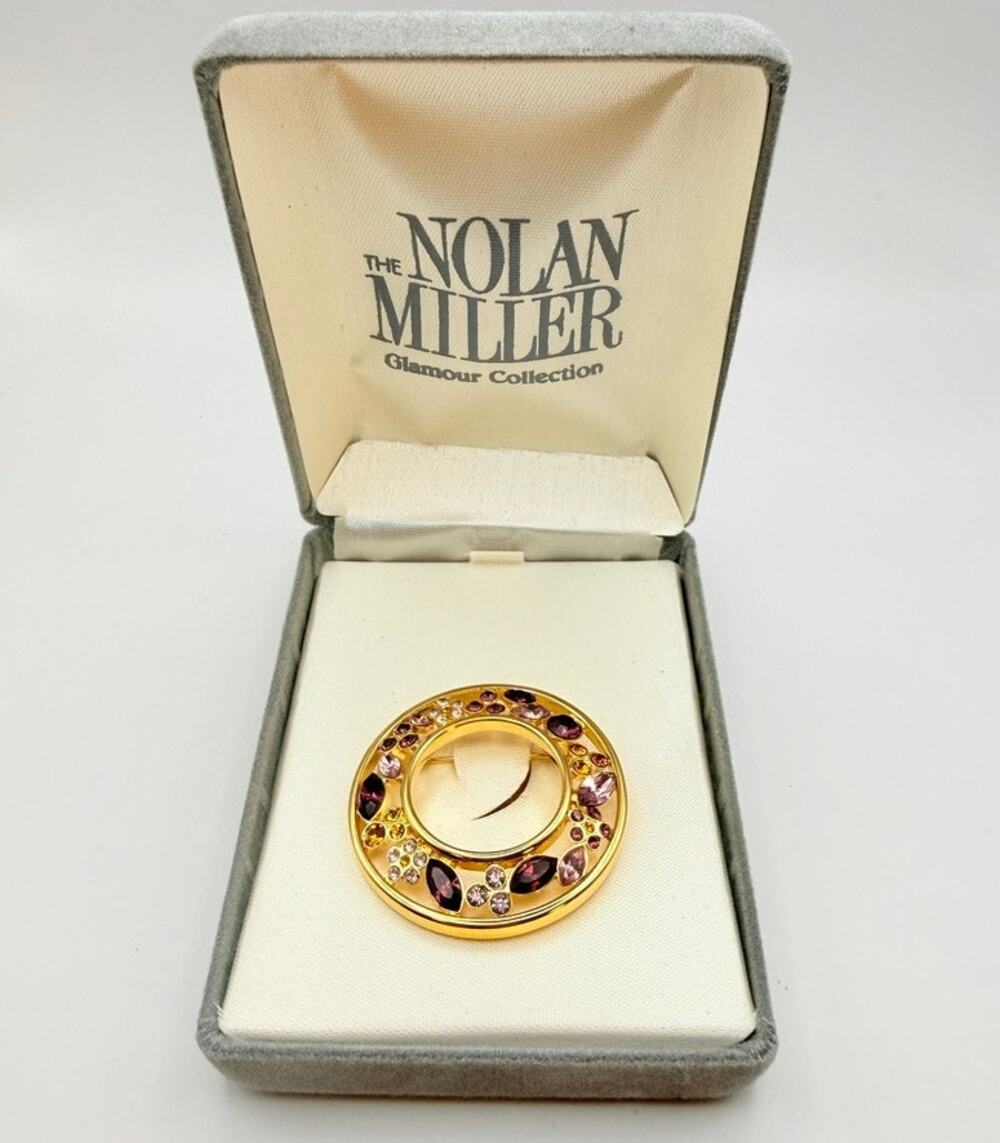 Nolan Miller Glamour Collection Gold Tone Wreath Brooch Purple Rhinestone Pin